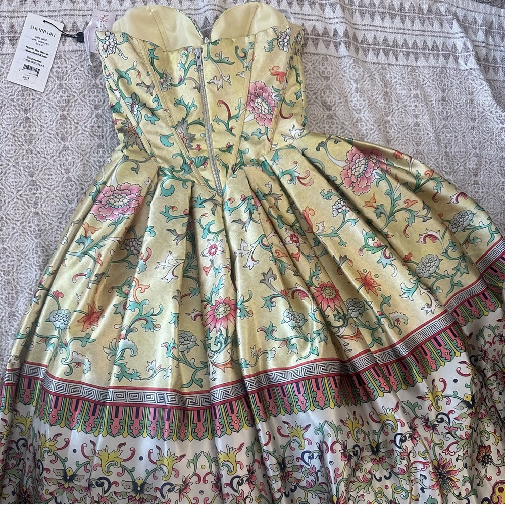 Sherri Hill Strapless Sweetheart Corset Print Ballgown - Picture 9 of 9